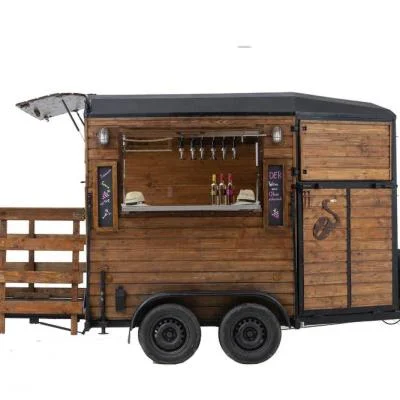 Mobiler Barwagen von Weinbau Eschlböck mit ausgeklapptem Balkon