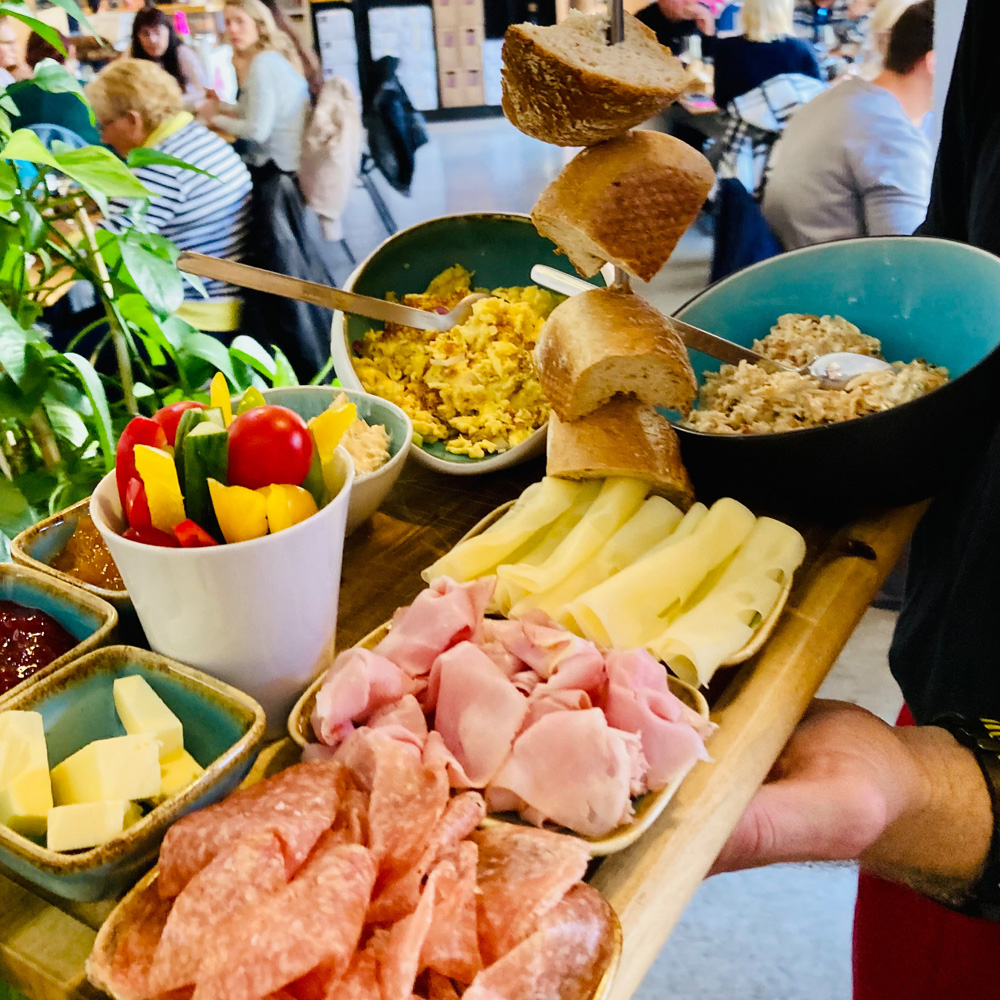 Das Winzerfrühstück immer am ersten Samstag des Monats bei Weinbau Eschlböck